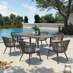 Chaises et table extensible pour salle à manger d'extérieur