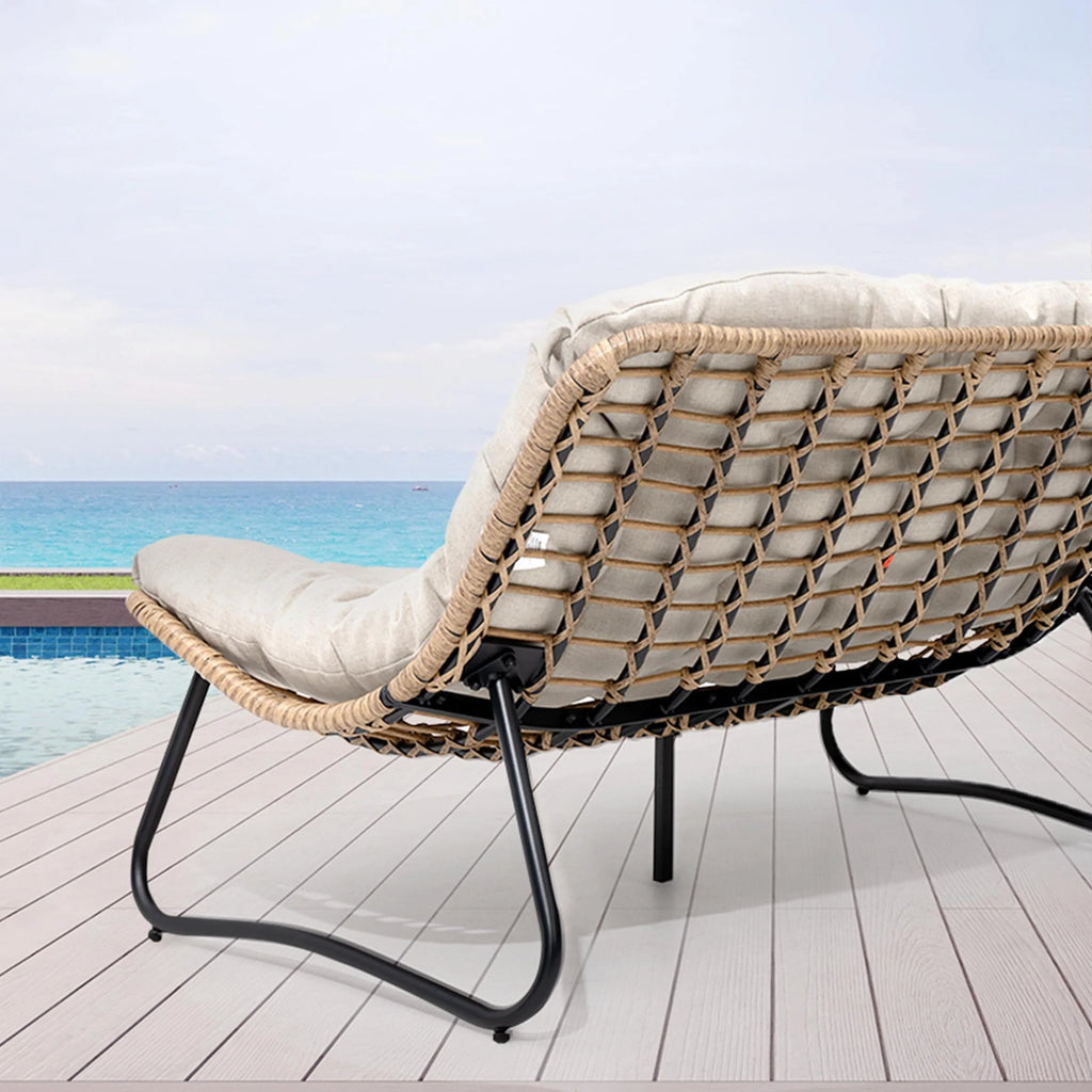 Causeuse double Papasan avec coussin, rotin PE tout temps et cadre en métal pour l'intérieur et l'extérieur