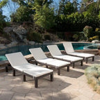 Chaise longue d'extérieur en osier avec coussin de Jamaica (lot de 4) par Christopher Knight Home