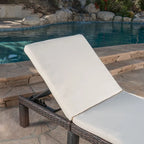 Chaise longue d'extérieur en osier avec coussin de Jamaica (lot de 4) par Christopher Knight Home