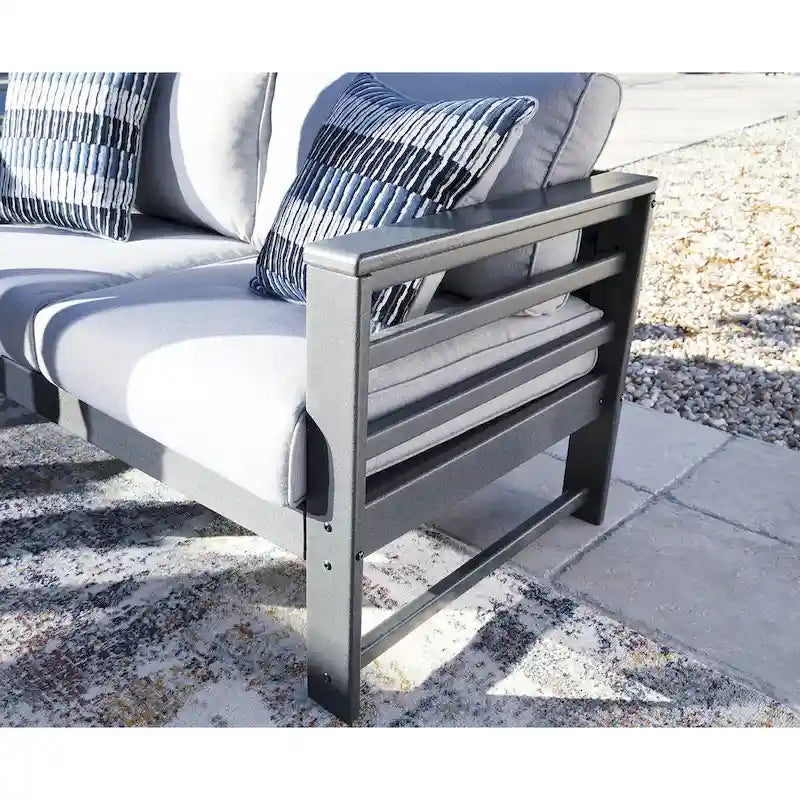 Canapé d'extérieur tout temps en polypropylène Amora de Signature Design by Ashley avec coussin – 79 L x 30 P x 26 H