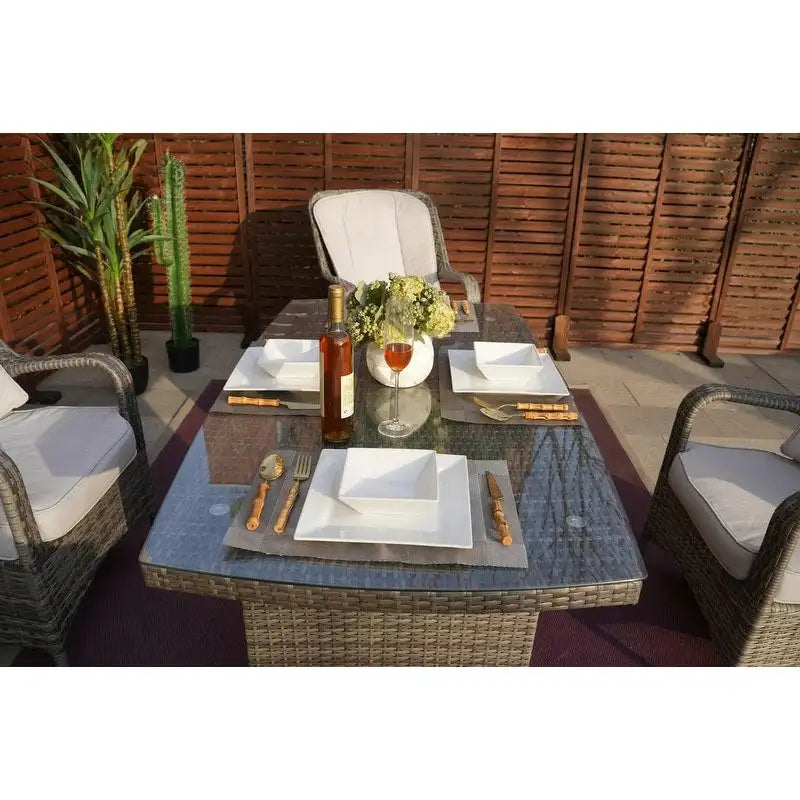 Ensemble de salle à manger en osier de 5 pièces pour patio avec 4 fauteuils