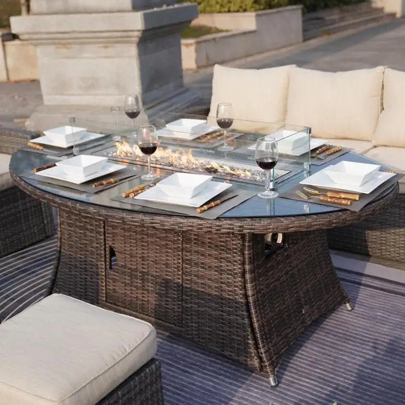 Ensemble de salle à manger ovale de 7 pièces en osier pour l'extérieur avec fauteuils