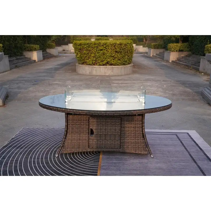 Ensemble de salle à manger ovale de 7 pièces en osier pour l'extérieur avec fauteuils