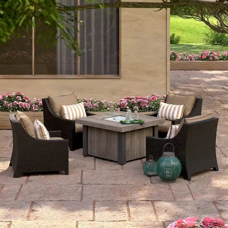 Ensemble de conversation de patio Deco 5 pièces Sunbrella avec foyer extérieur