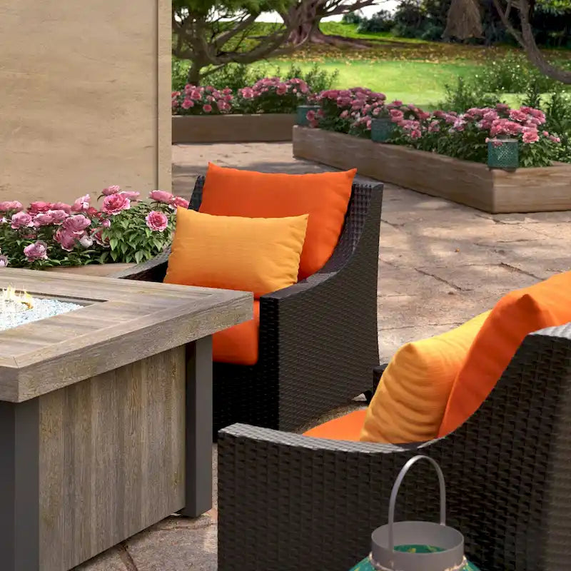 Ensemble de conversation de patio Deco 5 pièces Sunbrella avec foyer extérieur