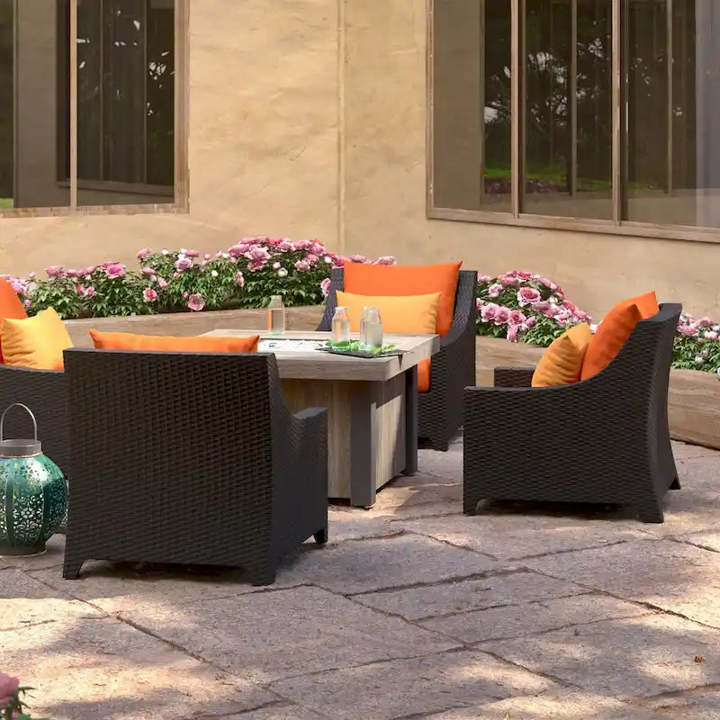 Ensemble de conversation de patio Deco 5 pièces Sunbrella avec foyer extérieur