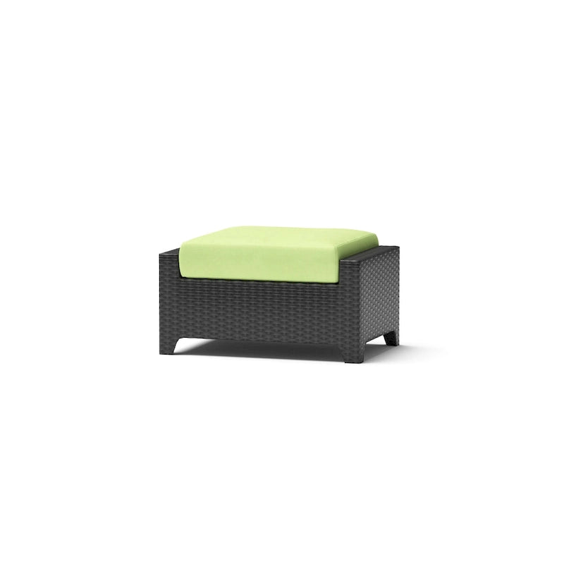 Ensemble Deco 8 pièces Sunbrella de salon de jardin avec foyer et chaises à mouvement de balancier